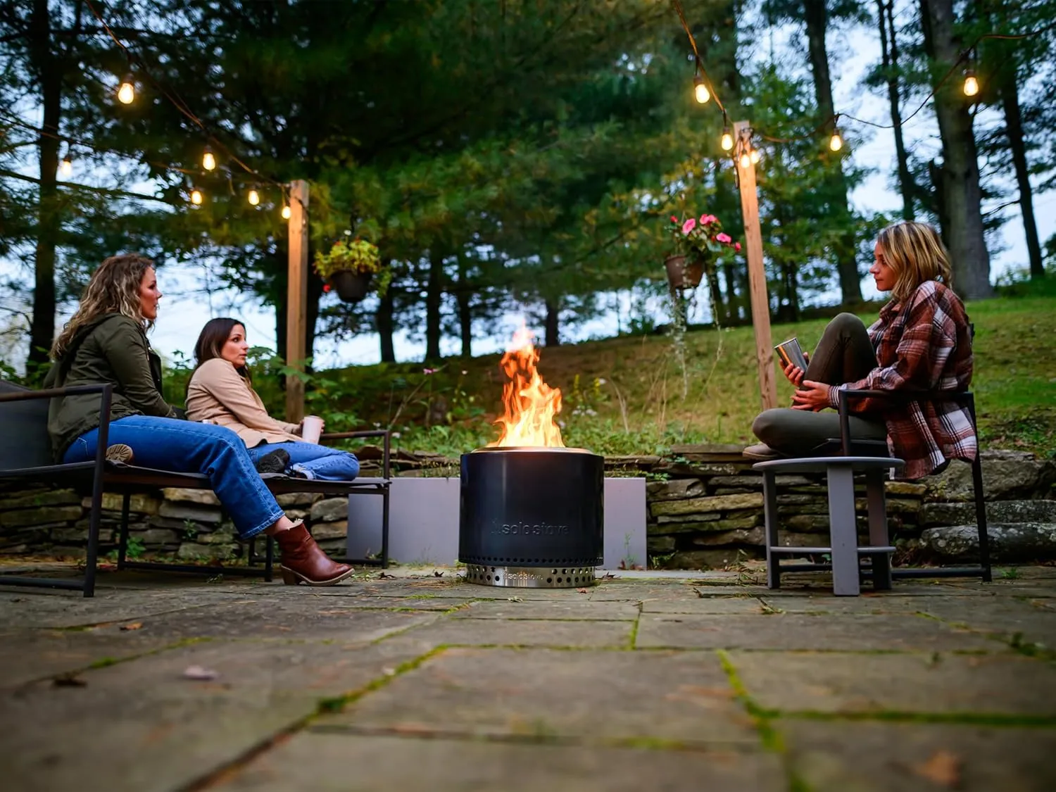 Solo Stove Bonfire 2.0 with Stand, 19.5 Inch Smokeless Fire Pit with Removable Ash Pan - Portable Outdoor Fire Pit - Stainless Steel Wood Burning Fireplace, Ideal for 4-6 People, 21.75 lbs, Gunmetal